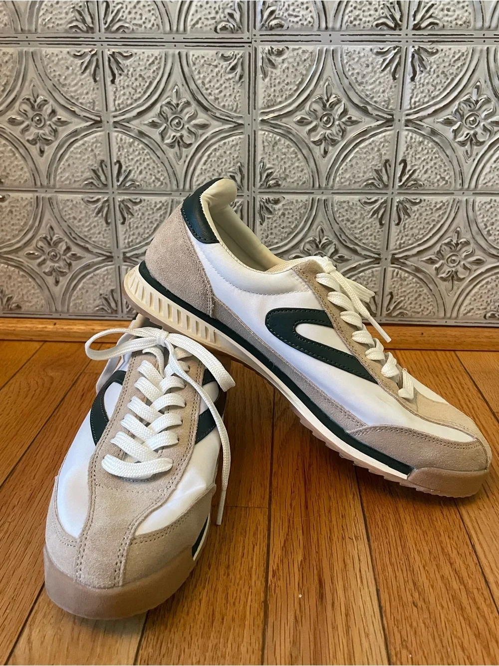 Tretorn White and Green Sneakers with Beige Suede Size 8